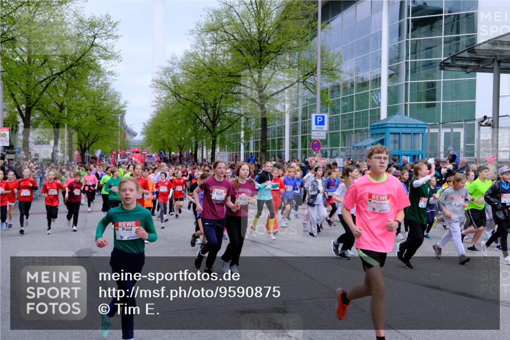 25.04.2026 - Das Zehntel Tim E. http://msf.ph/oto/9590875 25.04.2026 14:34:13 Ziel  meine-sportfotos.de