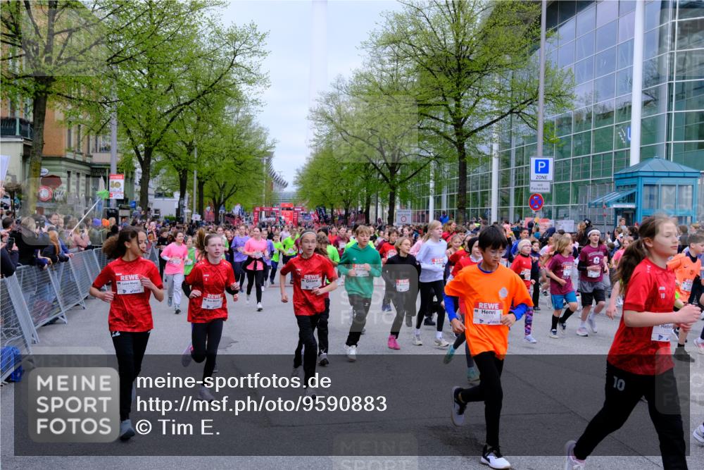 25.04.2026 - Das Zehntel Tim E. http://msf.ph/oto/9590883 25.04.2026 14:34:16 Ziel  meine-sportfotos.de