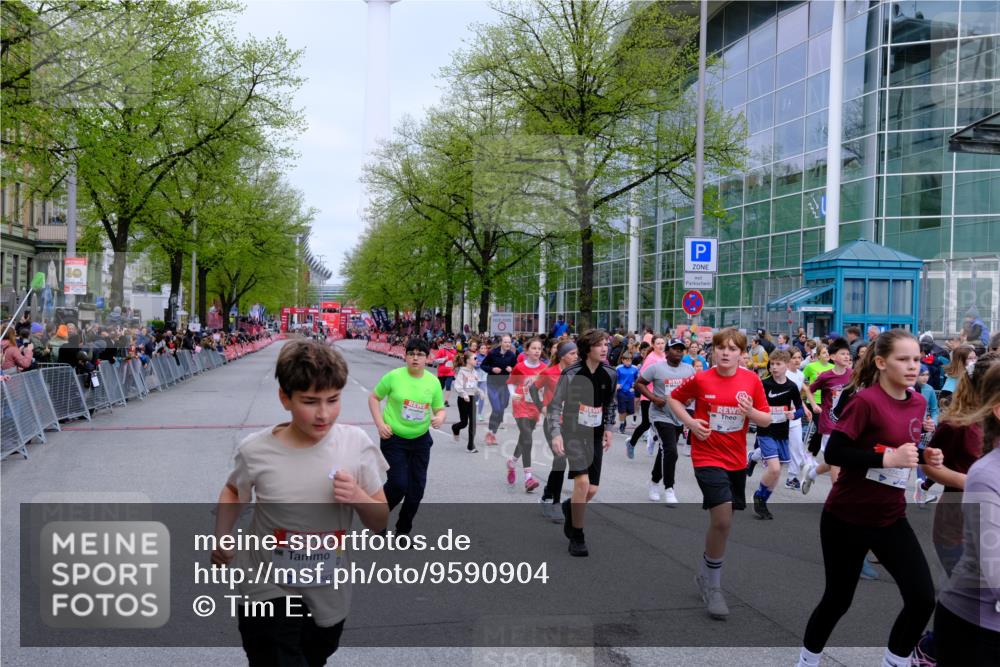 25.04.2026 - Das Zehntel Tim E. http://msf.ph/oto/9590904 25.04.2026 14:34:25 Ziel  meine-sportfotos.de