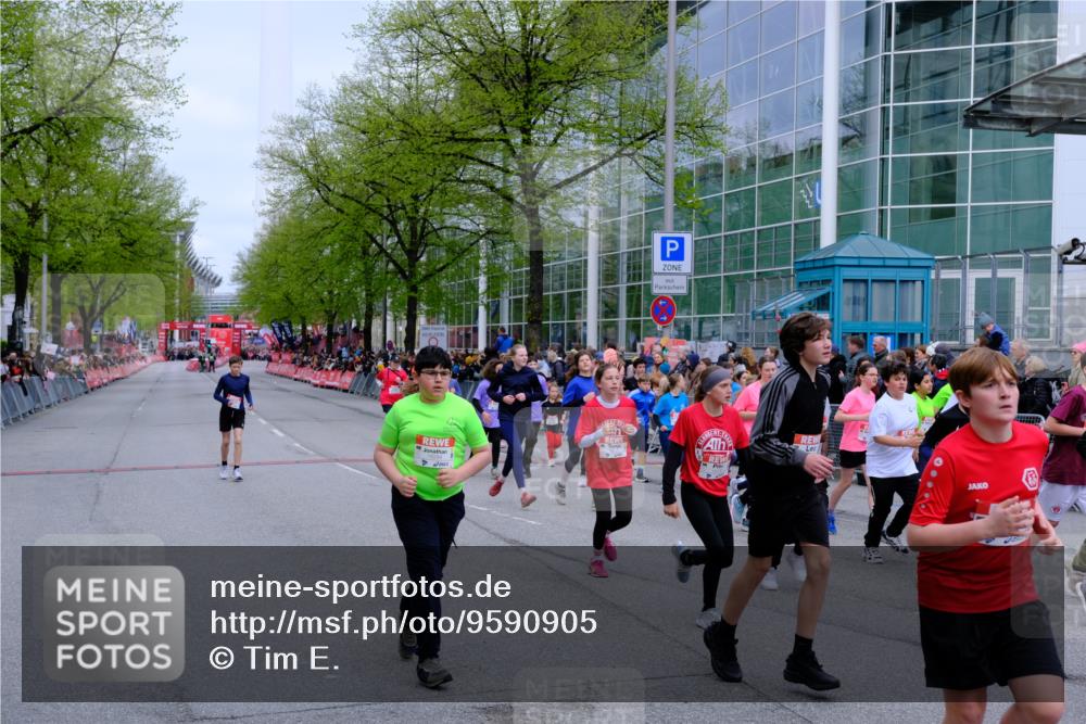 25.04.2026 - Das Zehntel Tim E. http://msf.ph/oto/9590905 25.04.2026 14:34:26 Ziel  meine-sportfotos.de