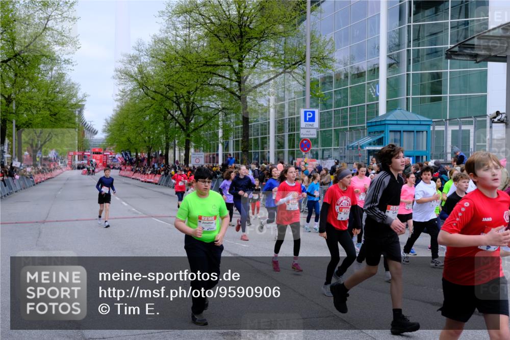 25.04.2026 - Das Zehntel Tim E. http://msf.ph/oto/9590906 25.04.2026 14:34:26 Ziel  meine-sportfotos.de
