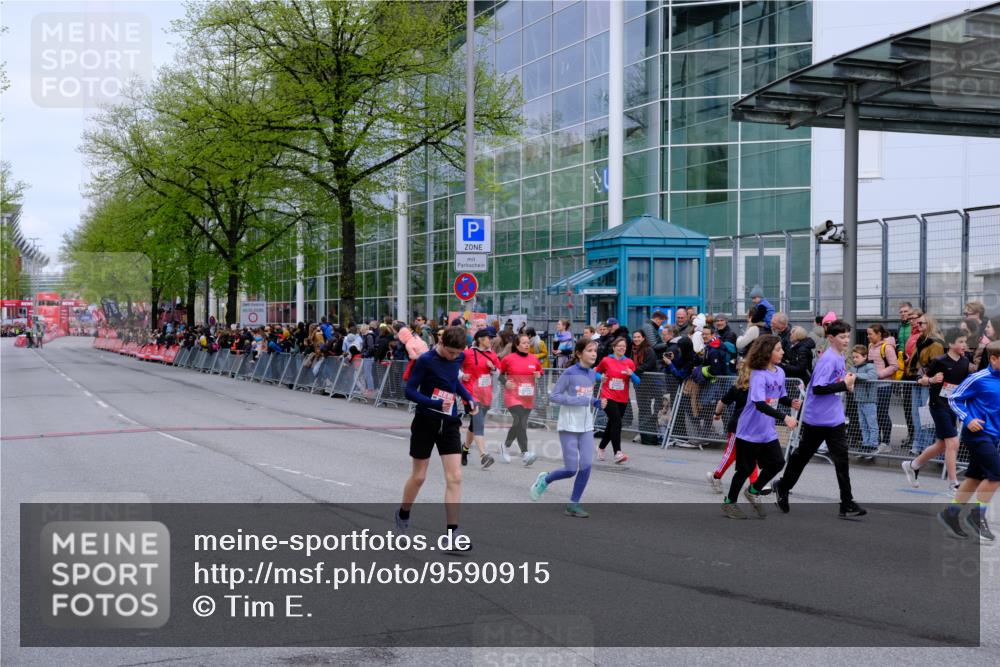 25.04.2026 - Das Zehntel Tim E. http://msf.ph/oto/9590915 25.04.2026 14:34:30 Ziel  meine-sportfotos.de