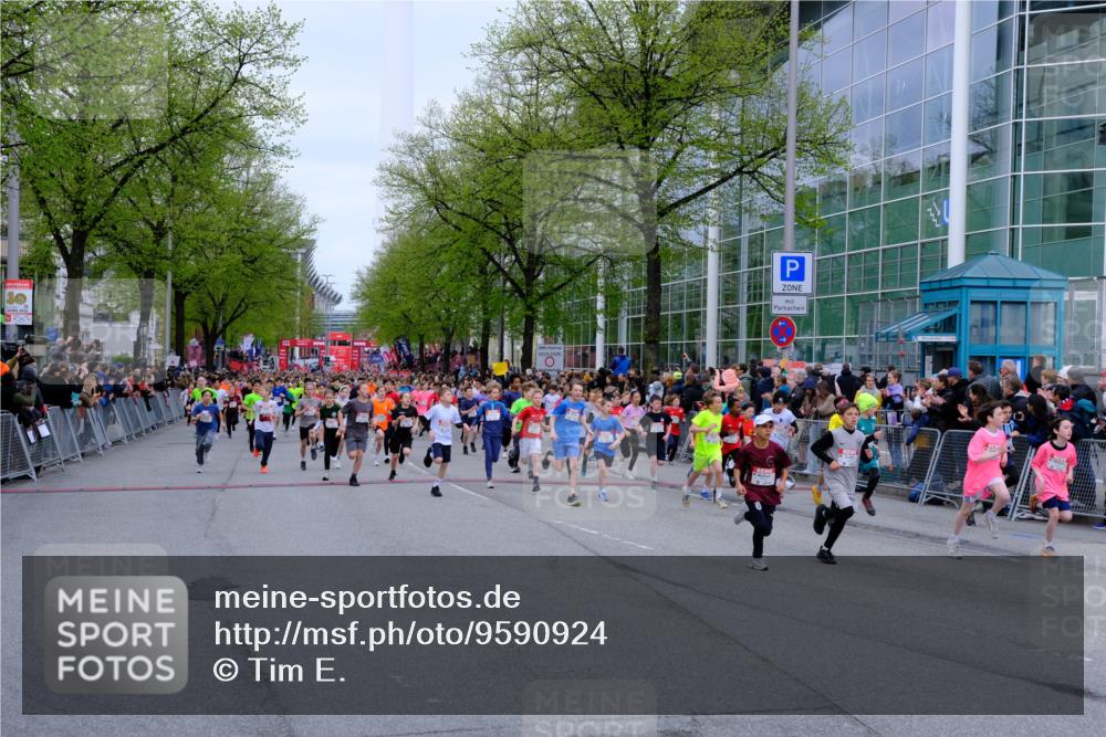 25.04.2026 - Das Zehntel Tim E. http://msf.ph/oto/9590924 25.04.2026 14:35:12 Ziel  meine-sportfotos.de