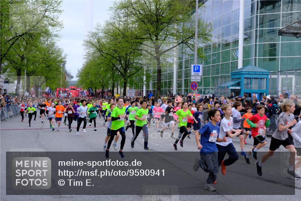 25.04.2026 - Das Zehntel Tim E. http://msf.ph/oto/9590941 25.04.2026 14:35:17 Ziel  meine-sportfotos.de