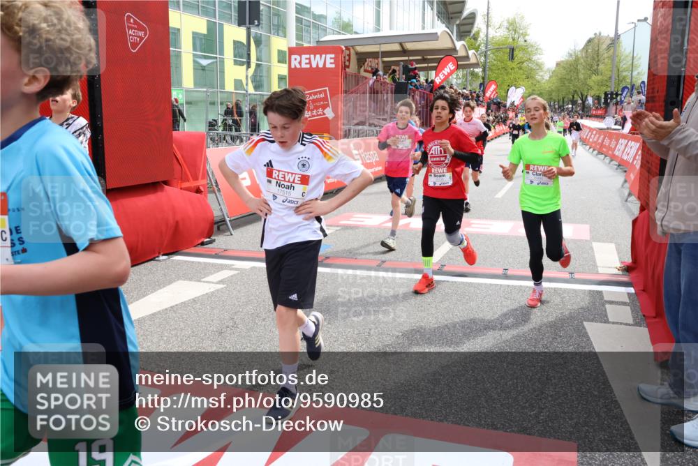 25.04.2026 - Das Zehntel Strokosch-Dieckow http://msf.ph/oto/9590985 25.04.2026 14:51:24 Ziel 15135, 15401, 15460, 15471, 15744, 15895, 15929, 16040, 16059, 16068, 16214, 16512, 16771, 17148, 17415, 17515, 17589, 17987, 15135, 15401, 15460, 15471, 15744, 15895, 15929, 16040, 16059, 16068, 16214, 16512, 16771, 17148, 17415, 17515, 17589, 17987 meine-sportfotos.de