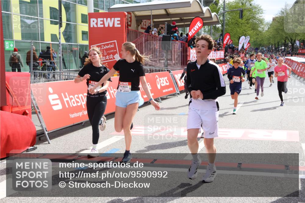 25.04.2026 - Das Zehntel Strokosch-Dieckow http://msf.ph/oto/9590992 25.04.2026 14:51:30 Ziel 15135, 15331, 15401, 15460, 15471, 15718, 15895, 16057, 16409, 16421, 16702, 16897, 17148, 17265, 17331, 17415, 17589, 18115, 18341, 18342, 15135, 15331, 15401, 15460, 15471, 15718, 15895, 16057, 16409, 16421, 16702, 16897, 17148, 17265, 17331, 17415, 17589, 18115, 18341, 18342 meine-sportfotos.de