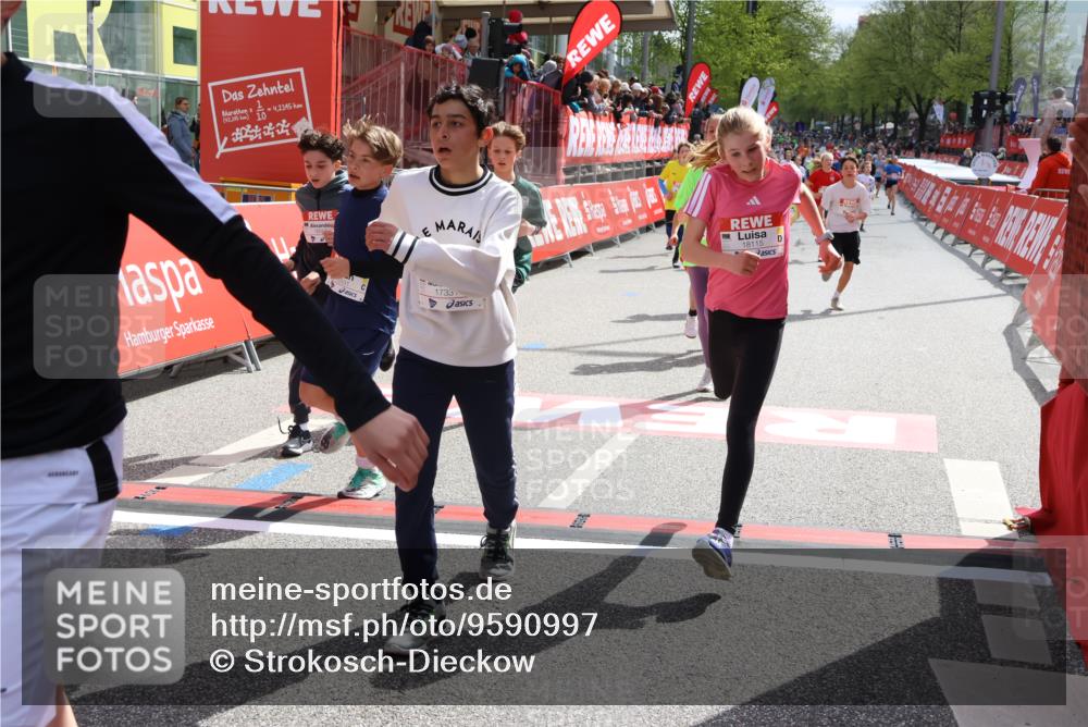 25.04.2026 - Das Zehntel Strokosch-Dieckow http://msf.ph/oto/9590997 25.04.2026 14:51:31 Ziel 15331, 15401, 15471, 15718, 16057, 16409, 16421, 16678, 16702, 16790, 16897, 17148, 17265, 17331, 17415, 17589, 18115, 18341, 18342, 15331, 15401, 15471, 15718, 16057, 16409, 16421, 16678, 16702, 16790, 16897, 17148, 17265, 17331, 17415, 17589, 18115, 18341, 18342 meine-sportfotos.de