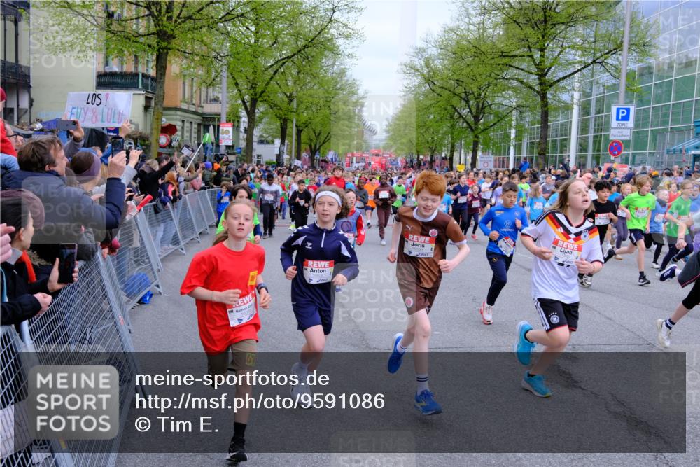 25.04.2026 - Das Zehntel Tim E. http://msf.ph/oto/9591086 25.04.2026 14:35:41 Ziel  meine-sportfotos.de