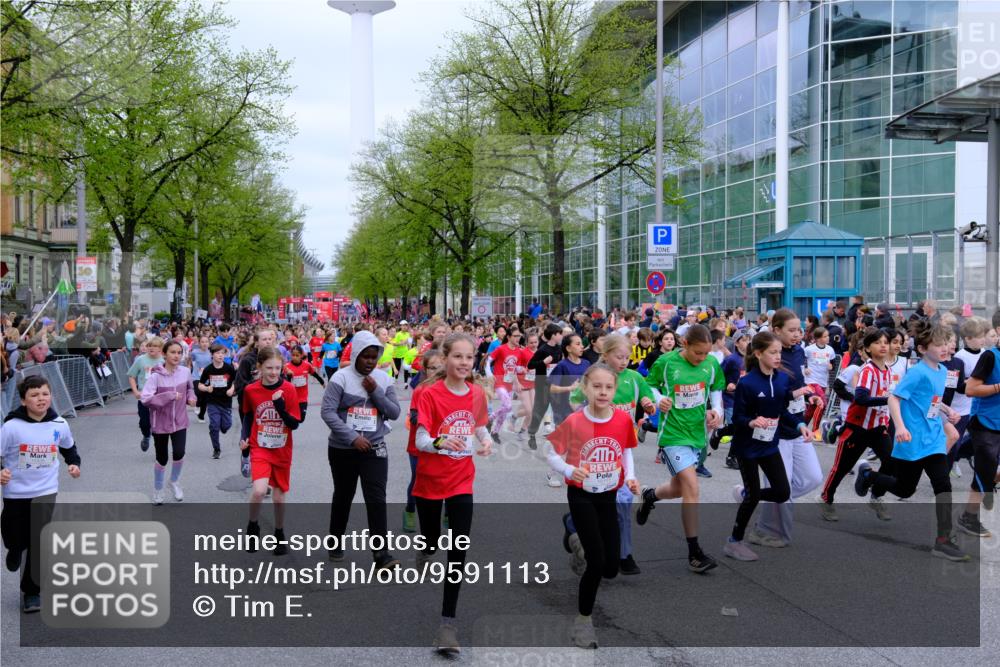 25.04.2026 - Das Zehntel Tim E. http://msf.ph/oto/9591113 25.04.2026 14:35:49 Ziel  meine-sportfotos.de
