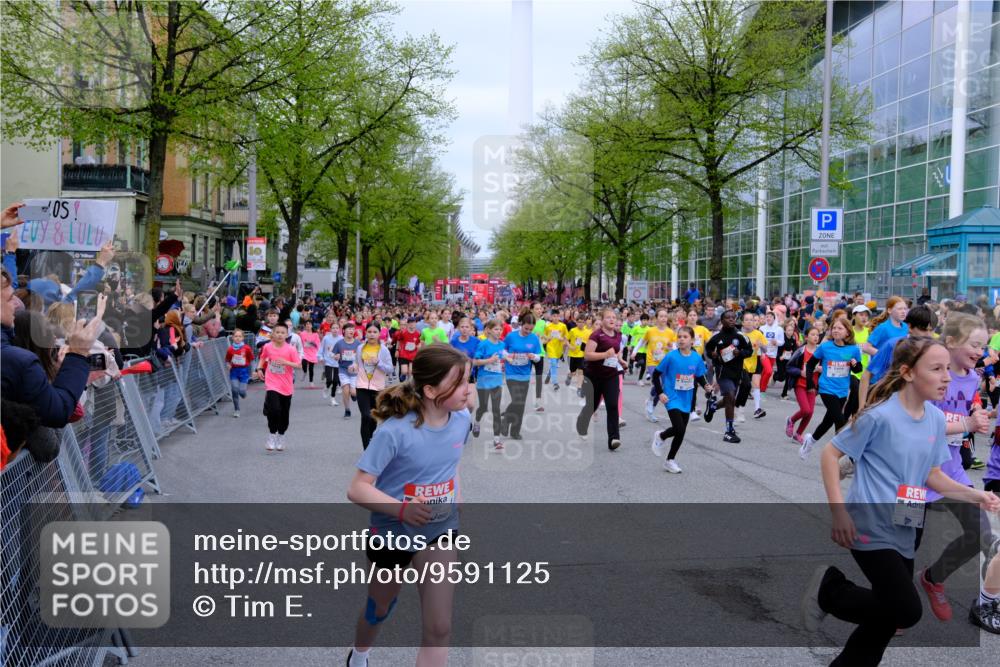 25.04.2026 - Das Zehntel Tim E. http://msf.ph/oto/9591125 25.04.2026 14:35:53 Ziel  meine-sportfotos.de