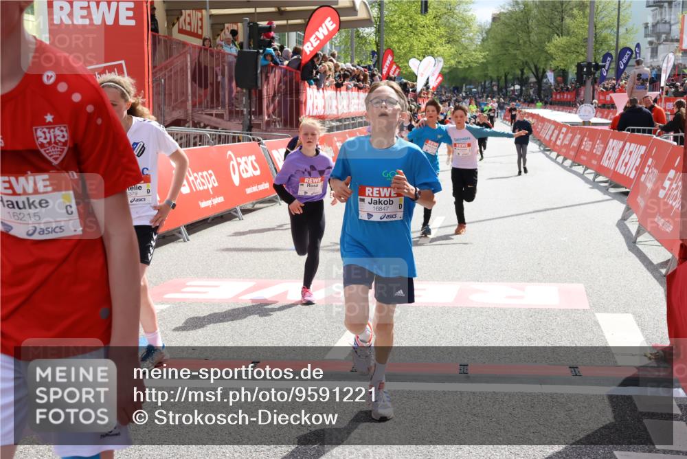 25.04.2026 - Das Zehntel Strokosch-Dieckow http://msf.ph/oto/9591221 25.04.2026 14:51:56 Ziel 15043, 15379, 15597, 16215, 16613, 16631, 16794, 16847, 17095, 17356, 17420, 17572, 17574, 18161, 15043, 15379, 15597, 16215, 16613, 16631, 16794, 16847, 17095, 17356, 17420, 17572, 17574, 18161 meine-sportfotos.de