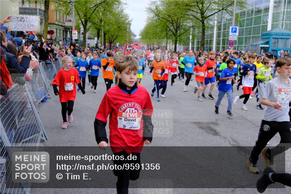 25.04.2026 - Das Zehntel Tim E. http://msf.ph/oto/9591356 25.04.2026 14:36:16 Ziel  meine-sportfotos.de