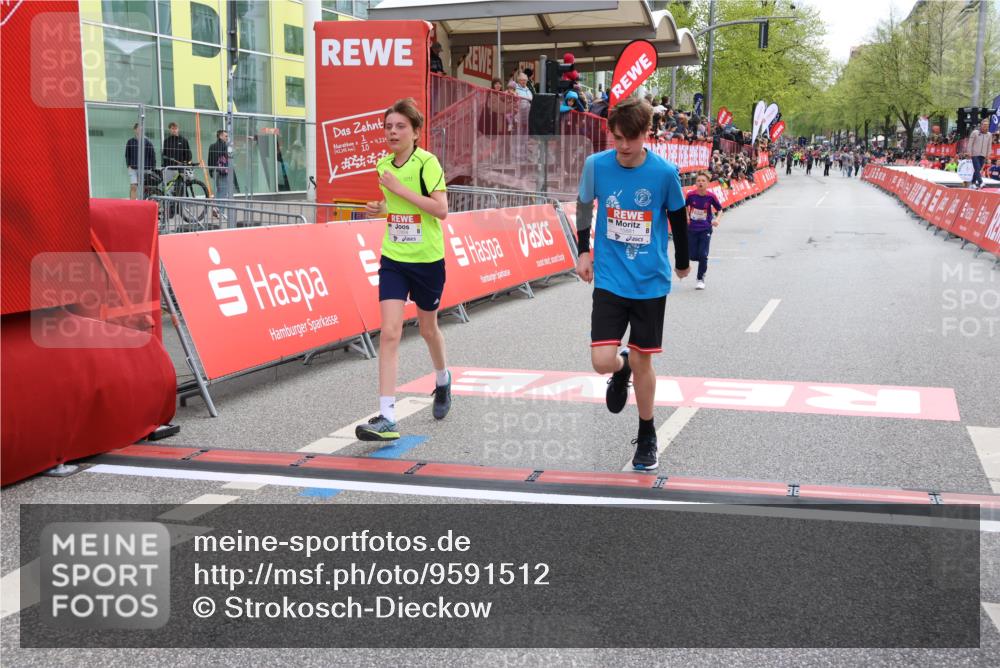 25.04.2026 - Das Zehntel Strokosch-Dieckow http://msf.ph/oto/9591512 25.04.2026 14:52:14 Ziel 15548, 15776, 15789, 15863, 15881, 15896, 15960, 16130, 16346, 16824, 16932, 17258, 17659, 17871, 17875, 18169, 18172, 15548, 15776, 15789, 15863, 15881, 15896, 15960, 16130, 16346, 16824, 16932, 17258, 17659, 17871, 17875, 18169, 18172 meine-sportfotos.de