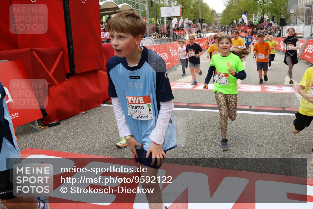 25.04.2026 - Das Zehntel Strokosch-Dieckow http://msf.ph/oto/9592122 25.04.2026 13:00:33 Ziel 10547, 10594, 10596, 10865, 10866, 10872, 10986, 11601, 11726, 11740, 11796, 11823, 11860, 11867, 12227, 12231, 12255, 12365, 12398, 12651, 12869, 12974, 13039, 10547, 10594, 10596, 10865, 10866, 10872, 10986, 11601, 11726, 11740, 11796, 11823, 11860, 11867, 12227, 12231, 12255, 12365, 12398, 12651, 12869, 12974, 13039 meine-sportfotos.de