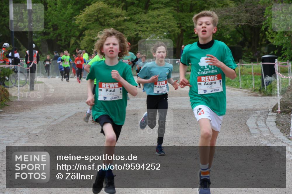 25.04.2026 - Das Zehntel Zöllner http://msf.ph/oto/9594252 25.04.2026 10:37:50 Laufen 7984, 7612, 7961 meine-sportfotos.de