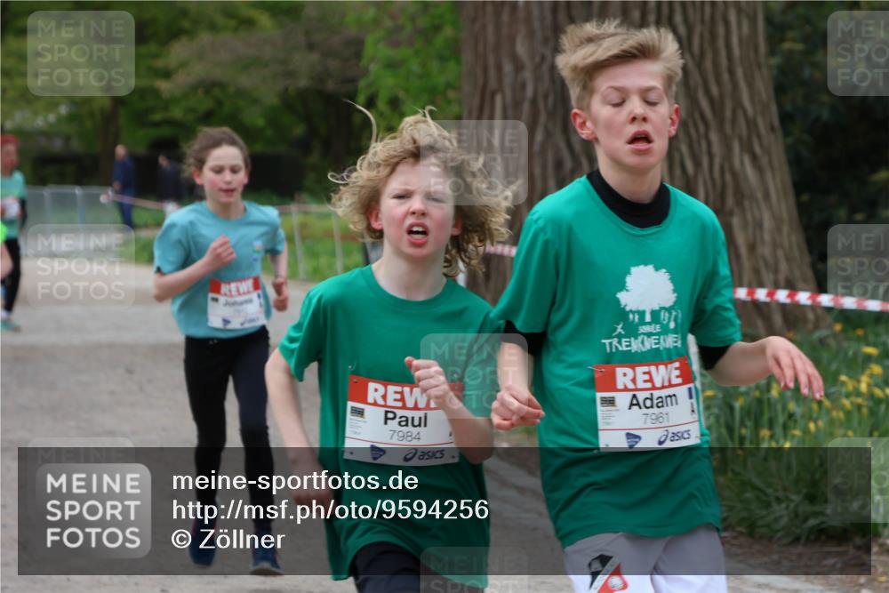 25.04.2026 - Das Zehntel Zöllner http://msf.ph/oto/9594256 25.04.2026 10:37:51 Laufen 7984, 7961 meine-sportfotos.de