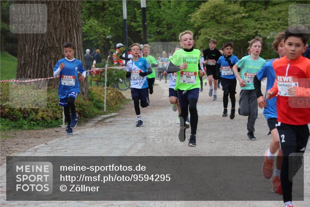 25.04.2026 - Das Zehntel Zöllner http://msf.ph/oto/9594295 25.04.2026 10:38:03 Laufen 6329, 7159, 6225, 12 meine-sportfotos.de