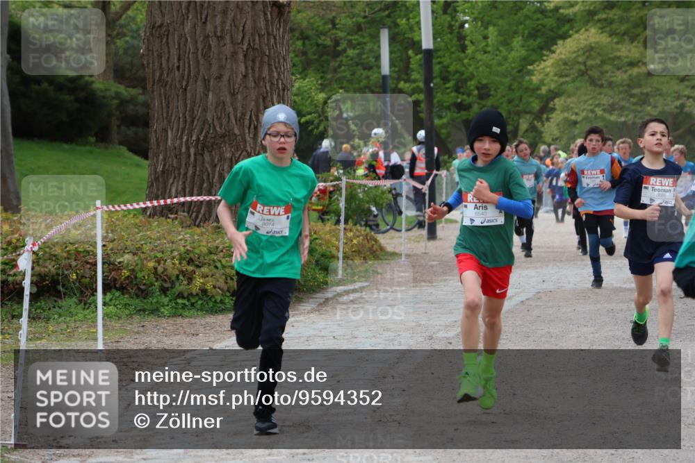 25.04.2026 - Das Zehntel Zöllner http://msf.ph/oto/9594352 25.04.2026 10:38:17 Laufen 8074, 6540, 6685 meine-sportfotos.de