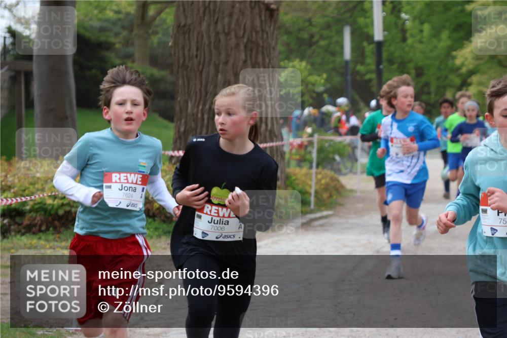 25.04.2026 - Das Zehntel Zöllner http://msf.ph/oto/9594396 25.04.2026 10:38:27 Laufen 7624, 7006, 75 meine-sportfotos.de
