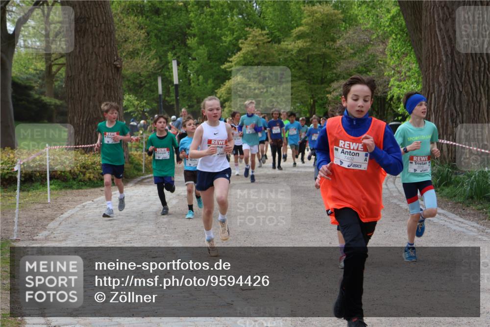 25.04.2026 - Das Zehntel Zöllner http://msf.ph/oto/9594426 25.04.2026 10:38:36 Laufen 7402, 6092 meine-sportfotos.de