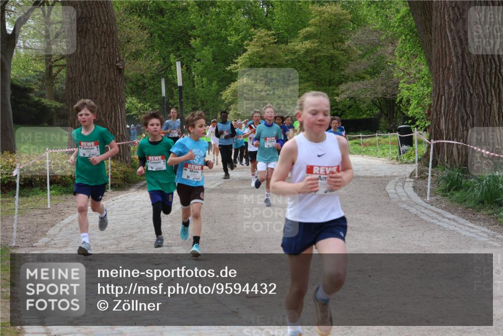 25.04.2026 - Das Zehntel Zöllner http://msf.ph/oto/9594432 25.04.2026 10:38:37 Laufen 697 meine-sportfotos.de