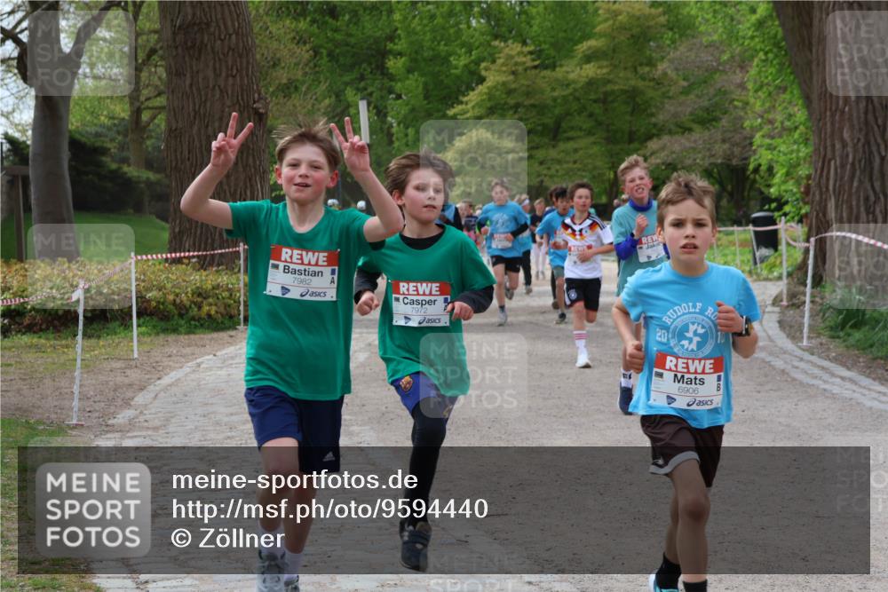 25.04.2026 - Das Zehntel Zöllner http://msf.ph/oto/9594440 25.04.2026 10:38:39 Laufen 7982, 7972, 20, 6906 meine-sportfotos.de