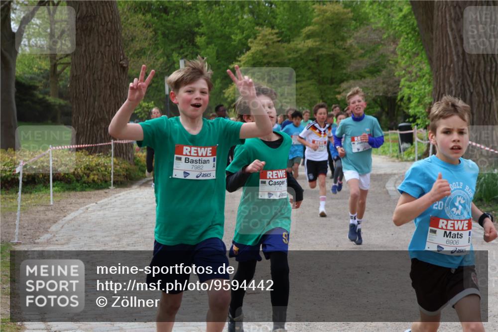 25.04.2026 - Das Zehntel Zöllner http://msf.ph/oto/9594442 25.04.2026 10:38:39 Laufen 7982, 7972, 20, 6906 meine-sportfotos.de