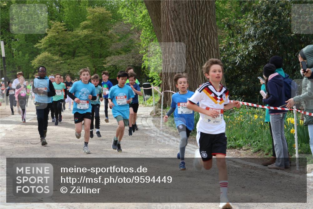 25.04.2026 - Das Zehntel Zöllner http://msf.ph/oto/9594449 25.04.2026 10:38:42 Laufen 80 meine-sportfotos.de