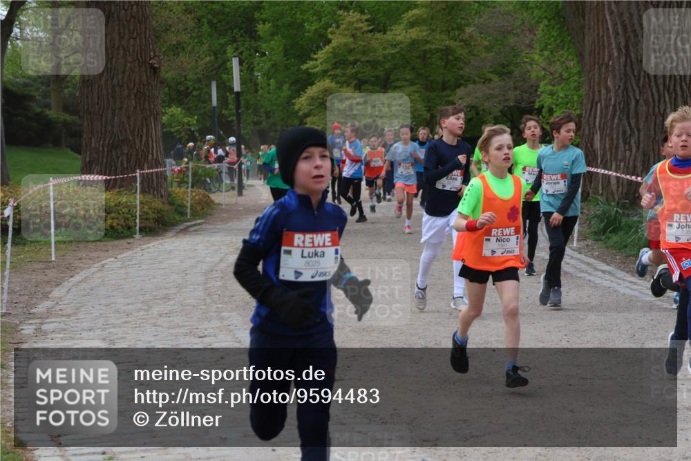 25.04.2026 - Das Zehntel Zöllner http://msf.ph/oto/9594483 25.04.2026 10:38:49 Laufen 8025, 7381, 738 meine-sportfotos.de