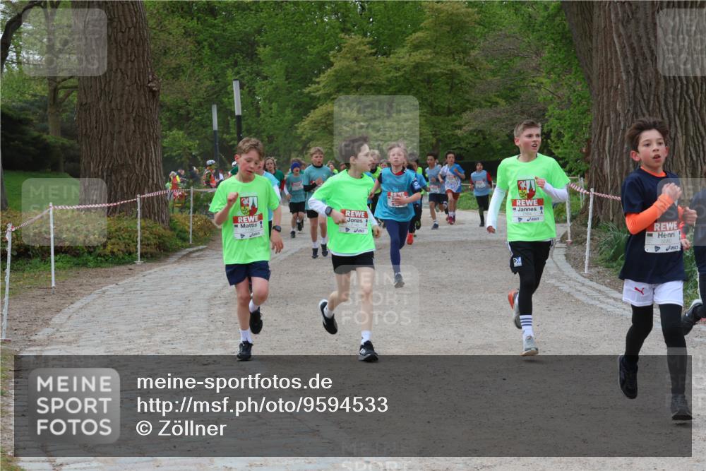 25.04.2026 - Das Zehntel Zöllner http://msf.ph/oto/9594533 25.04.2026 10:39:02 Laufen 7164, 5580 meine-sportfotos.de
