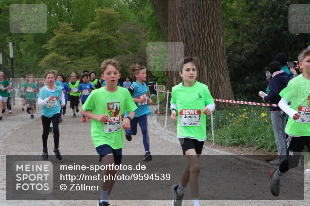 25.04.2026 - Das Zehntel Zöllner http://msf.ph/oto/9594539 25.04.2026 10:39:04 Laufen 7138, 7146, 716 meine-sportfotos.de