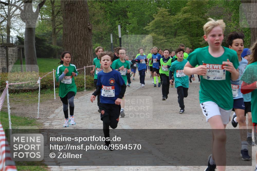 25.04.2026 - Das Zehntel Zöllner http://msf.ph/oto/9594570 25.04.2026 10:39:11 Laufen 7961 meine-sportfotos.de