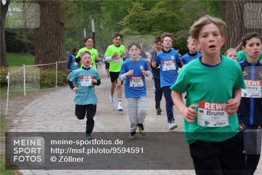 25.04.2026 - Das Zehntel Zöllner http://msf.ph/oto/9594591 25.04.2026 10:39:15 Laufen 6343, 6349, 7966, 6721 meine-sportfotos.de