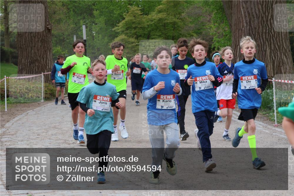 25.04.2026 - Das Zehntel Zöllner http://msf.ph/oto/9594594 25.04.2026 10:39:16 Laufen 7545, 6349, 6343, 6353 meine-sportfotos.de