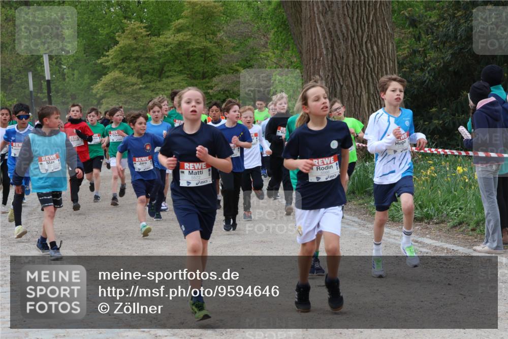 25.04.2026 - Das Zehntel Zöllner http://msf.ph/oto/9594646 25.04.2026 10:39:25 Laufen 5572, 5566 meine-sportfotos.de