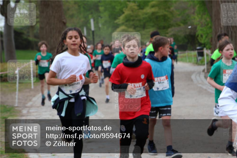 25.04.2026 - Das Zehntel Zöllner http://msf.ph/oto/9594674 25.04.2026 10:39:29 Laufen 6101 meine-sportfotos.de