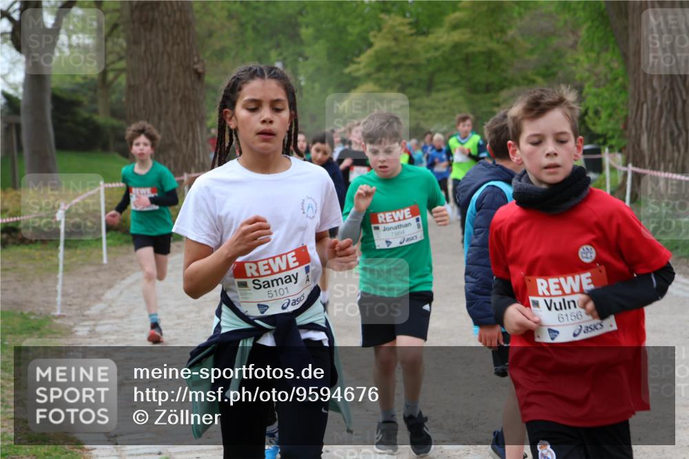 25.04.2026 - Das Zehntel Zöllner http://msf.ph/oto/9594676 25.04.2026 10:39:29 Laufen 5101, 7884, 6156 meine-sportfotos.de