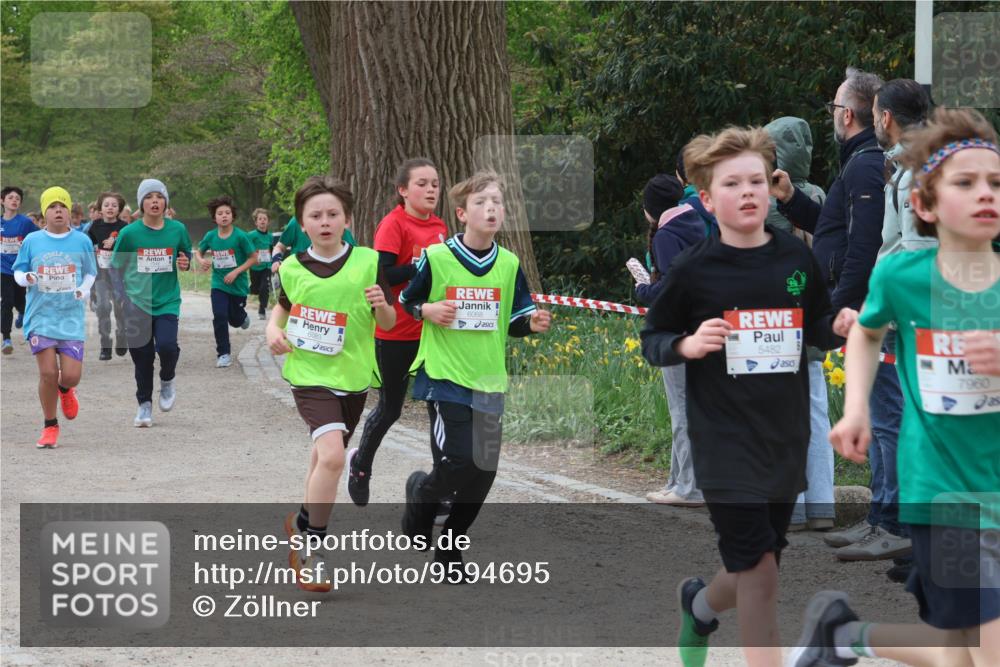 25.04.2026 - Das Zehntel Zöllner http://msf.ph/oto/9594695 25.04.2026 10:39:33 Laufen 5482, 7960 meine-sportfotos.de