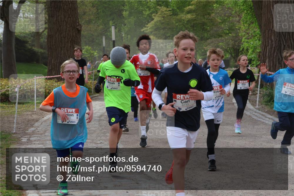25.04.2026 - Das Zehntel Zöllner http://msf.ph/oto/9594740 25.04.2026 10:39:42 Laufen 53, 6717, 6733, 729 meine-sportfotos.de