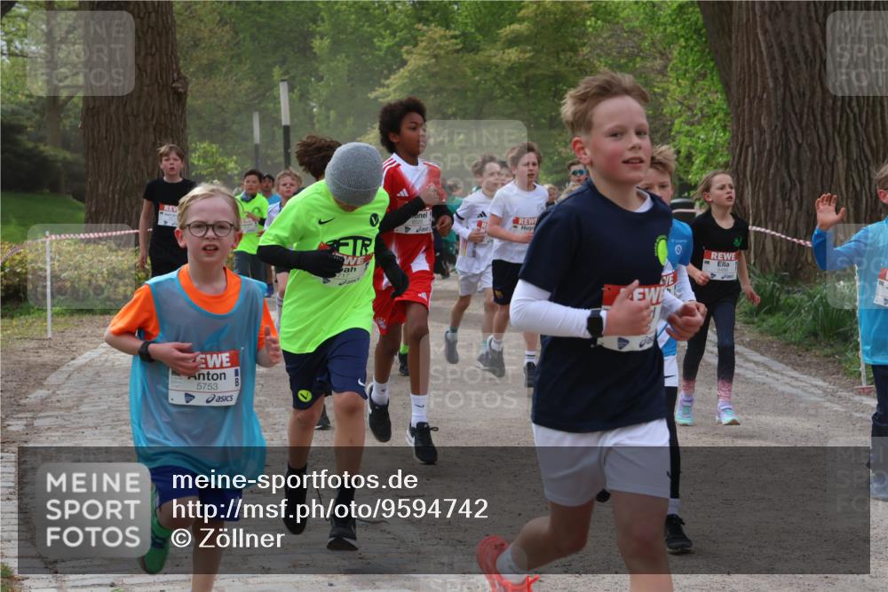 25.04.2026 - Das Zehntel Zöllner http://msf.ph/oto/9594742 25.04.2026 10:39:42 Laufen 5753, 6525 meine-sportfotos.de