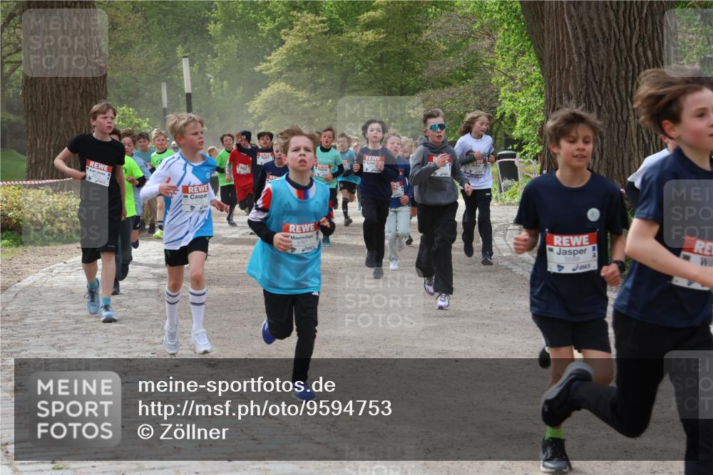 25.04.2026 - Das Zehntel Zöllner http://msf.ph/oto/9594753 25.04.2026 10:39:44 Laufen 5761, 5589 meine-sportfotos.de