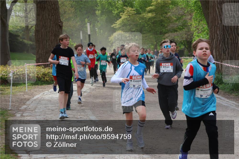 25.04.2026 - Das Zehntel Zöllner http://msf.ph/oto/9594759 25.04.2026 10:39:46 Laufen 5514, 7725, 5761 meine-sportfotos.de