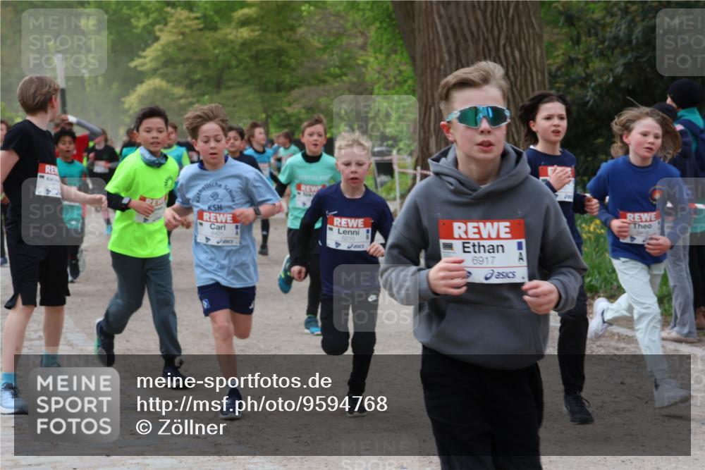 25.04.2026 - Das Zehntel Zöllner http://msf.ph/oto/9594768 25.04.2026 10:39:47 Laufen 6425, 6210, 6917 meine-sportfotos.de