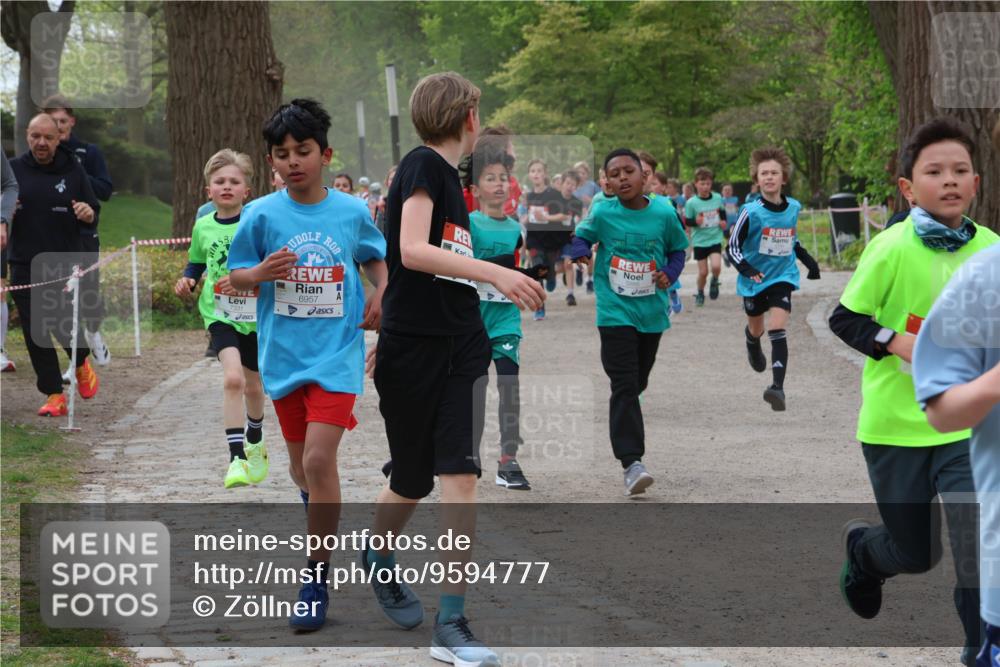 25.04.2026 - Das Zehntel Zöllner http://msf.ph/oto/9594777 25.04.2026 10:39:49 Laufen 6957 meine-sportfotos.de