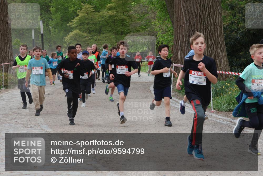 25.04.2026 - Das Zehntel Zöllner http://msf.ph/oto/9594799 25.04.2026 10:39:54 Laufen 6993, 6052 meine-sportfotos.de