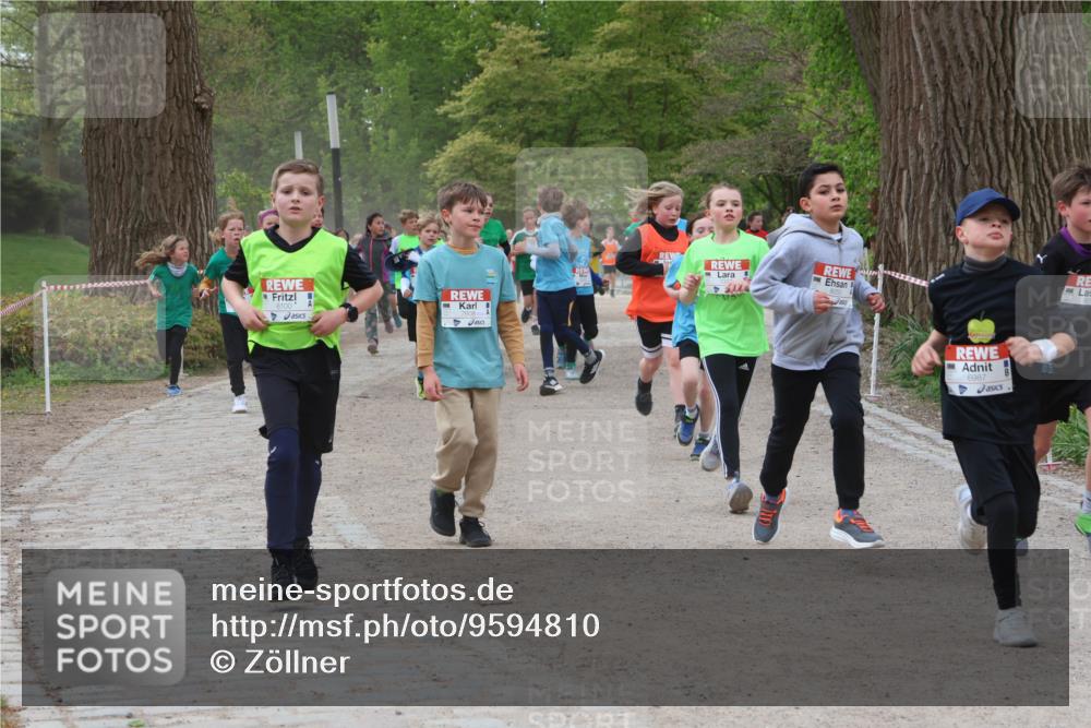 25.04.2026 - Das Zehntel Zöllner http://msf.ph/oto/9594810 25.04.2026 10:39:56 Laufen 6100, 7608, 6, 6987 meine-sportfotos.de