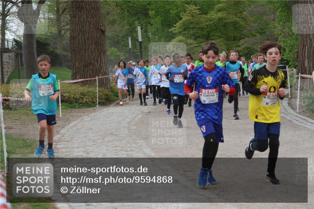 25.04.2026 - Das Zehntel Zöllner http://msf.ph/oto/9594868 25.04.2026 10:40:09 Laufen 8061 meine-sportfotos.de