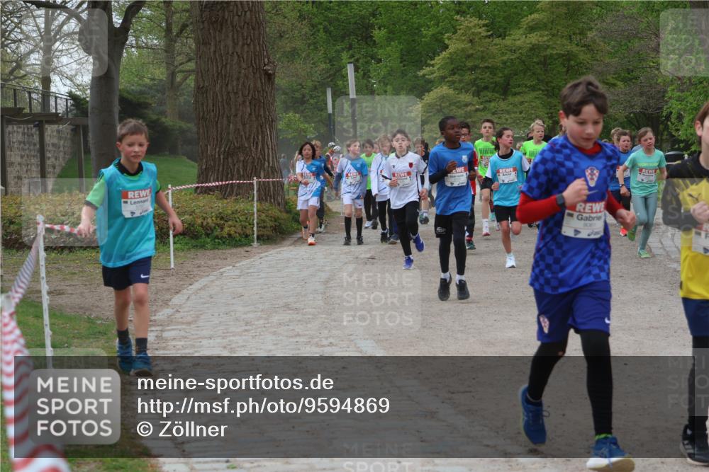 25.04.2026 - Das Zehntel Zöllner http://msf.ph/oto/9594869 25.04.2026 10:40:09 Laufen 8061 meine-sportfotos.de