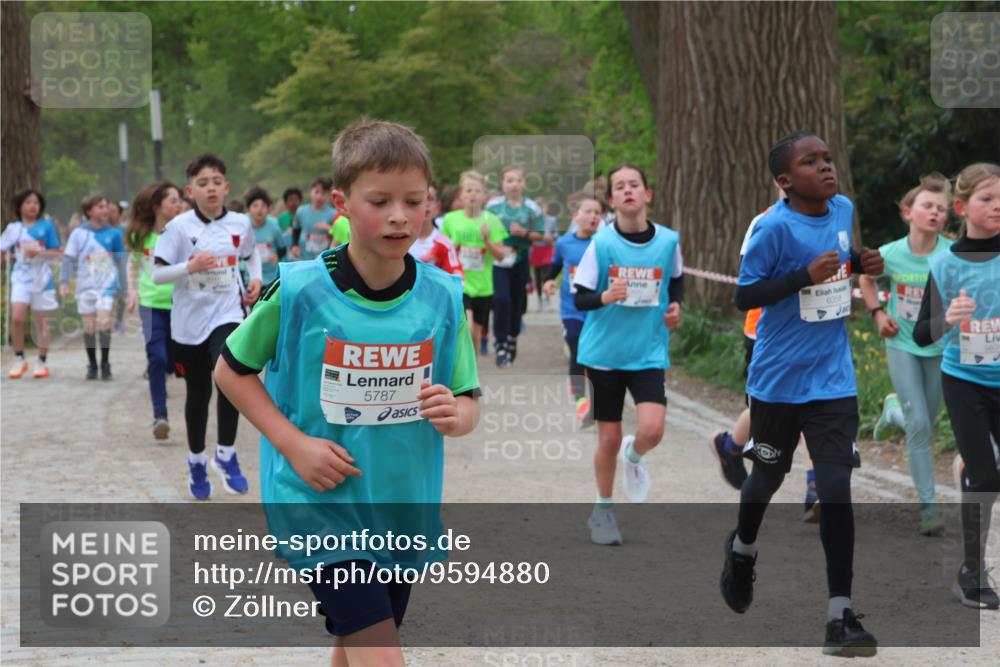 25.04.2026 - Das Zehntel Zöllner http://msf.ph/oto/9594880 25.04.2026 10:40:12 Laufen 5787, 6358 meine-sportfotos.de