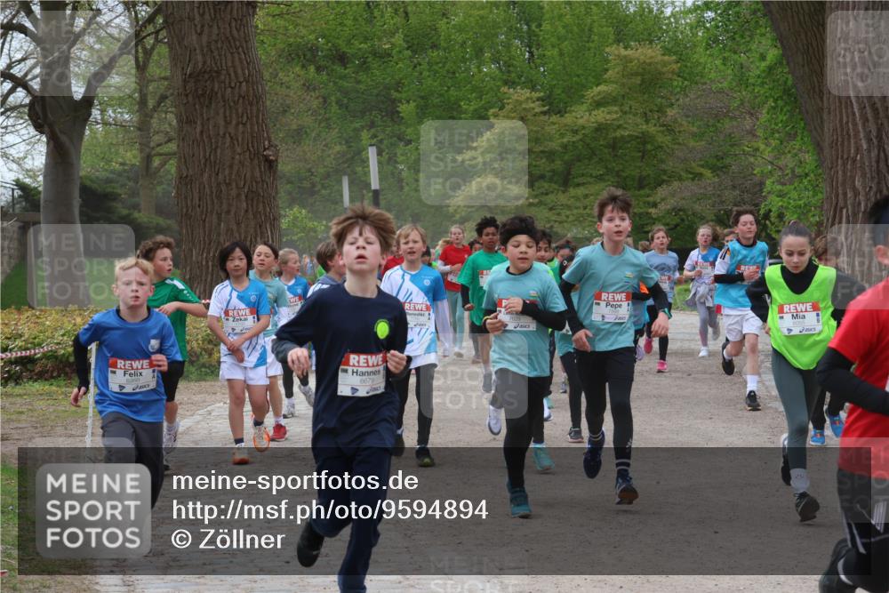 25.04.2026 - Das Zehntel Zöllner http://msf.ph/oto/9594894 25.04.2026 10:40:16 Laufen 6350, 6679 meine-sportfotos.de